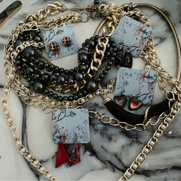 Jewelry - 1173. Sweet as Cherry Pie